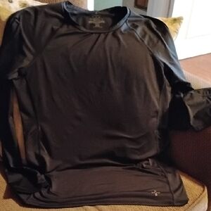 Tommie Copper Black Long Sleeve Thumb holes